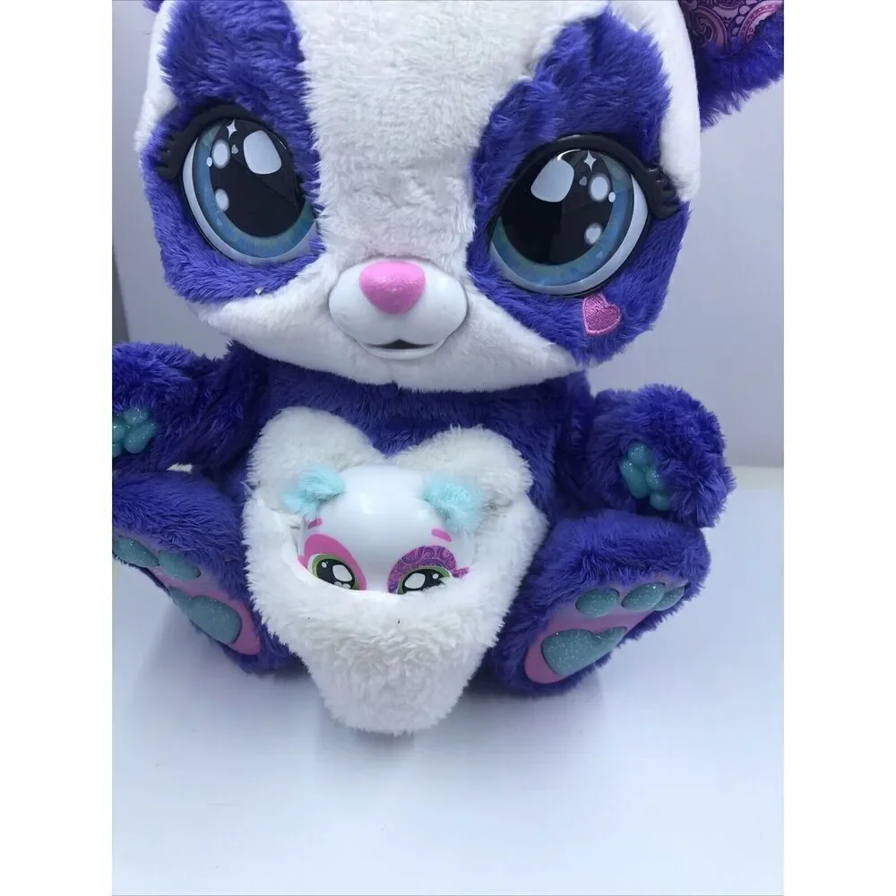 Peek interactive roo
